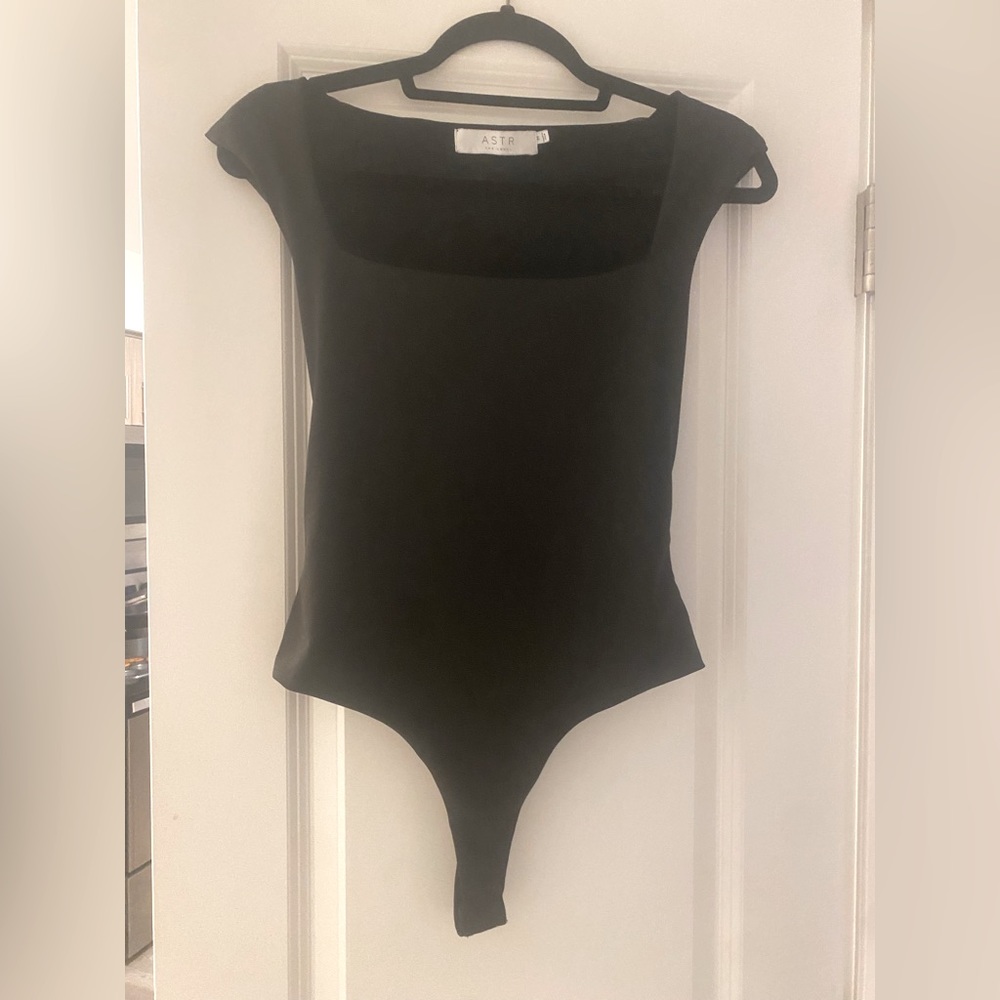 ASTR the label black contour bodysuit size medium